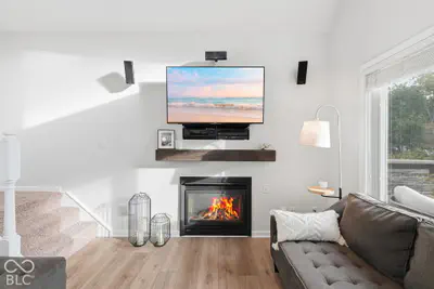8215 Alder Drive, Nineveh - 24