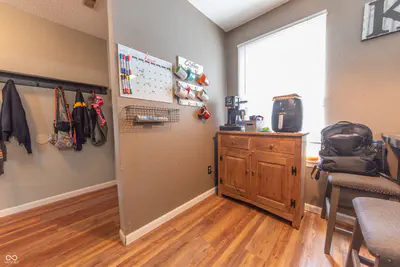 8027 Burbrink Drive, Columbus - 11