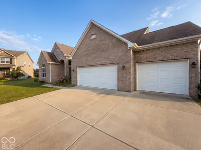 21323 Wharfdale Drive, Noblesville - 57