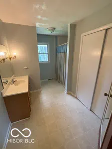 4520 Heritage Woods Road, Bloomington - 19