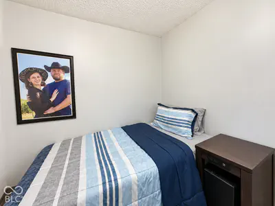 5149 Evergreen Lane, Gosport - 15
