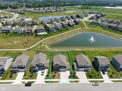 15908 Winnower Drive, Noblesville - 46