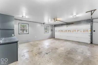1521 Robin Hood Drive, Seymour - 34