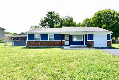 9457 Burrwood Creek, Indianapolis