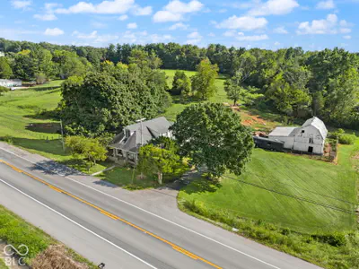 11409 US 150, Greenville - 57