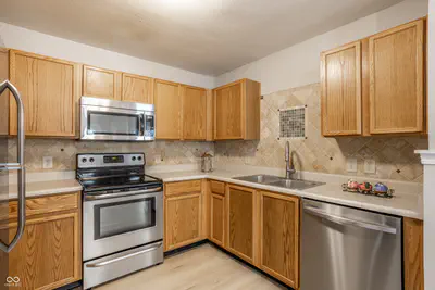12084 141st Street, Noblesville - 11