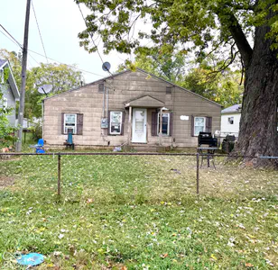 2512 E 10th Street, Anderson