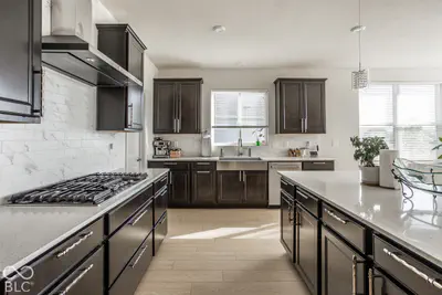14723 Legacy Oaks Drive, Carmel - 10