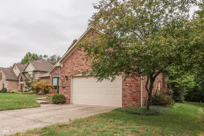 4944 Silver Springs Court, Greenwood - 3
