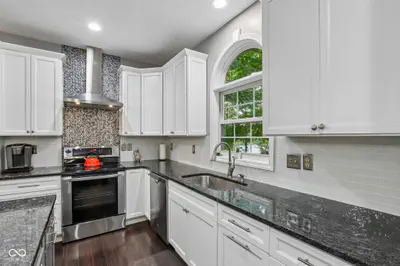 2011 Emerald Pines Lane, Westfield - 8