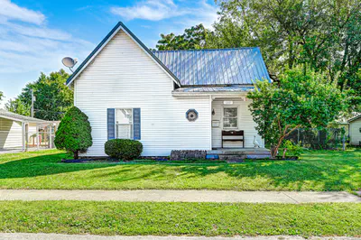 205 Baldwin Street, Greenfield