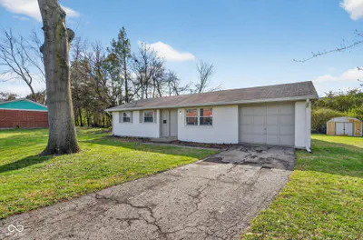 2318 John Glenn Court, Indianapolis
