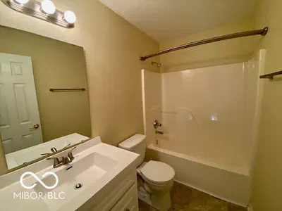 6130 Tybalt Lane, Indianapolis - 6