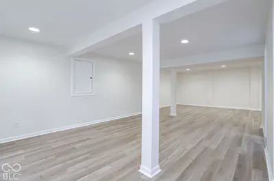 12409 Crystal Pointe Circle, Indianapolis - 29