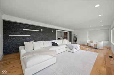 7800 Lakewood Drive, Unionville - 52