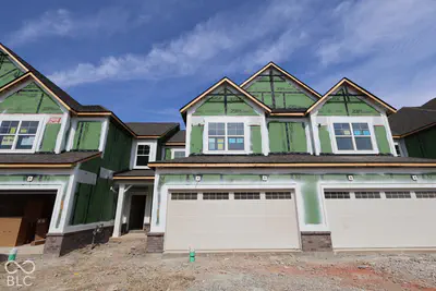 11206 Hobbsbrook Drive, Noblesville - 2