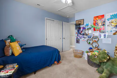 15975 Viking Meadows Drive, Westfield - 33