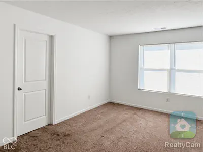 627 Derek Lane, Trafalgar - 37