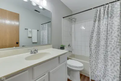 8526 Country Meadows Drive, Indianapolis - 22