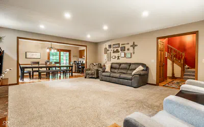 1653 300, Greenfield - 7