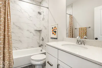 547 E 82nd Street, Indianapolis - 37