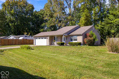 2370 Farmstead Drive, Columbus