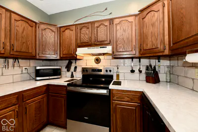 925 Texarkana Drive, Indianapolis - 6