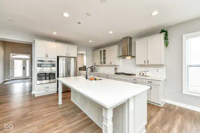 10627 Oak Bend Boulevard, Indianapolis - 7