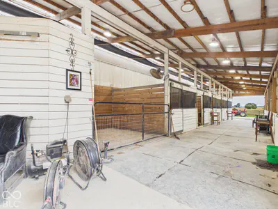 11104 County Road 1050, Stilesville - 20
