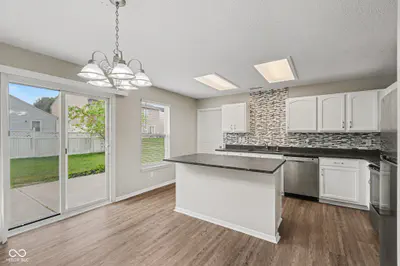 6921 Maywood Circle, Avon - 5