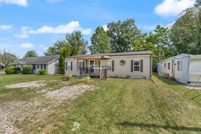 165 4th Street, Scottsburg - 28