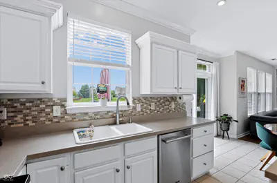 1049 Statesman Drive, Brownsburg - 22