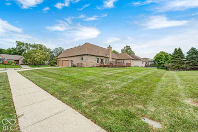 9698 Sunwood Way, Carmel - 40