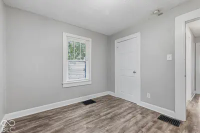 1521 E Legrande Avenue, Indianapolis - 17
