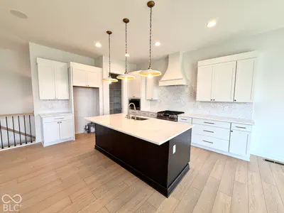 16801 Tractive Drive, Westfield - 3