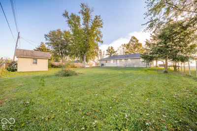 8401 Center Road, Muncie - 27