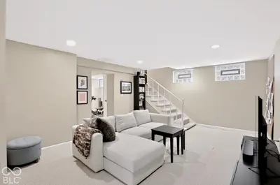 4546 N Pennsylvania Street, Indianapolis - 34