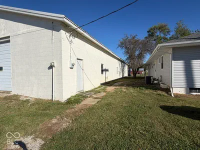 8499 State Road 71, Dana - 6