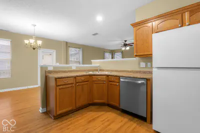 2322 Middle View Drive, Columbus - 19