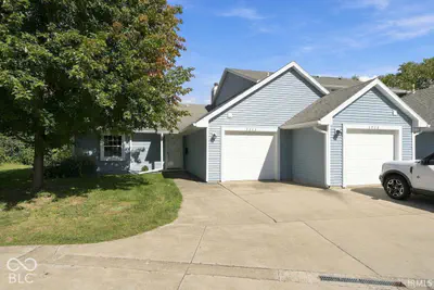 3713 N Lakeside Drive, Muncie - 2