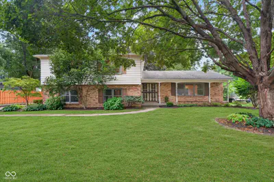 665 Holliday Lane, Indianapolis