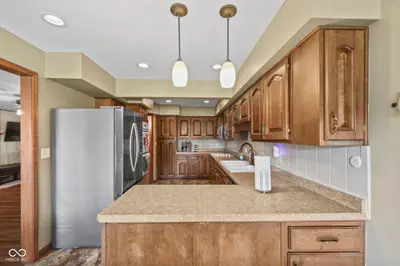 885 Broadway North Drive, Plainfield - 36