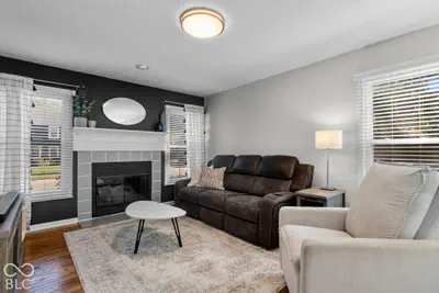 1067 Arlington Court, Carmel - 23