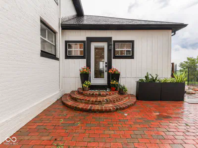 2058 100, Franklin - 81