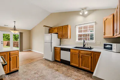 206 Bishop, Seymour - 17