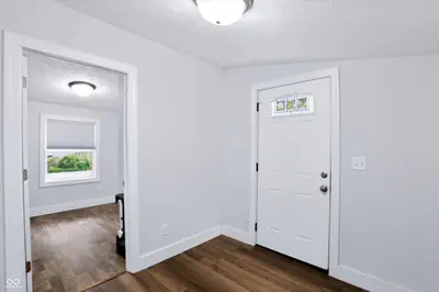 307 Wall Street, Advance - 30