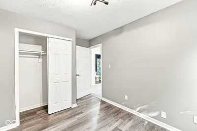 5113 Emmert Drive, Indianapolis - 21