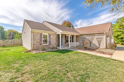 7203 Oakview Drive, Avon - 4