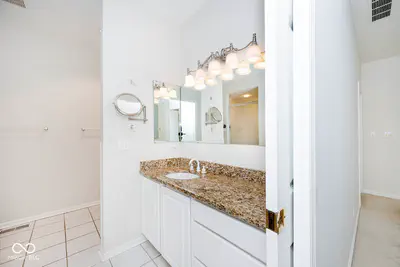 5165 Hawks Point Road, Indianapolis - 47