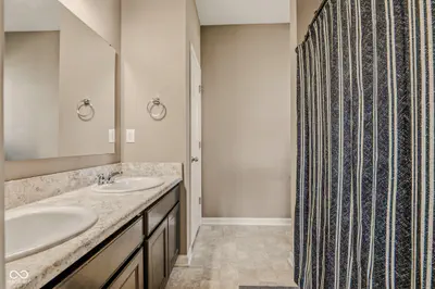 2337 Creekland Drive, Columbus - 24